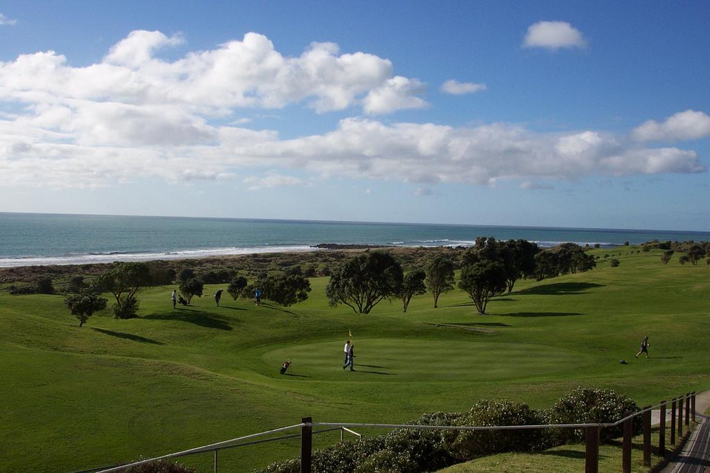 Fitzroy Beach Holiday Park نيو بلايموث المظهر الخارجي الصورة