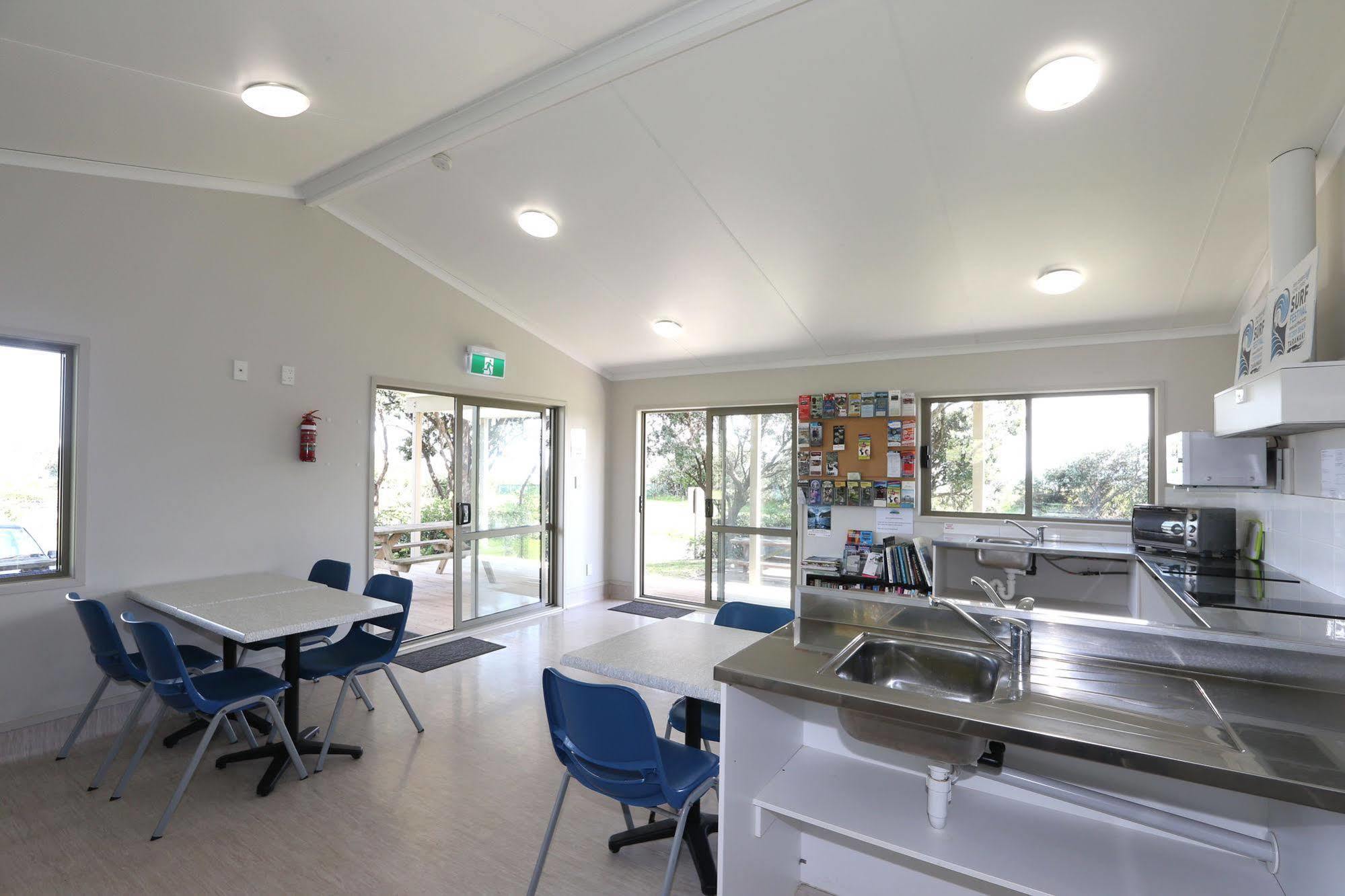 Fitzroy Beach Holiday Park نيو بلايموث المظهر الخارجي الصورة