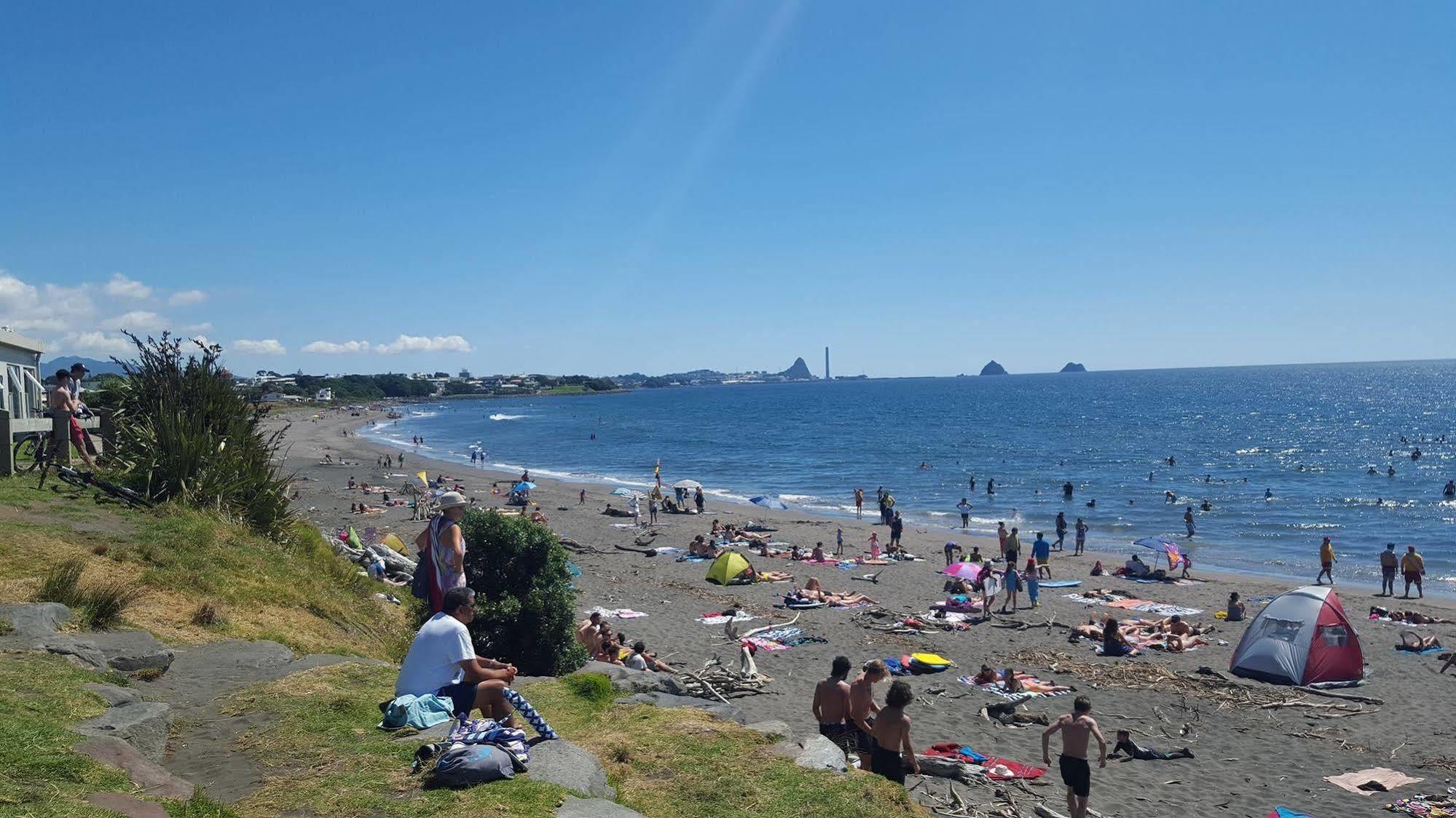 Fitzroy Beach Holiday Park نيو بلايموث المظهر الخارجي الصورة